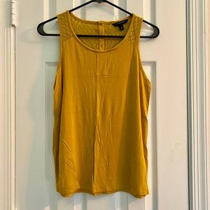 Banana Republic Women’s Sleeveless Top